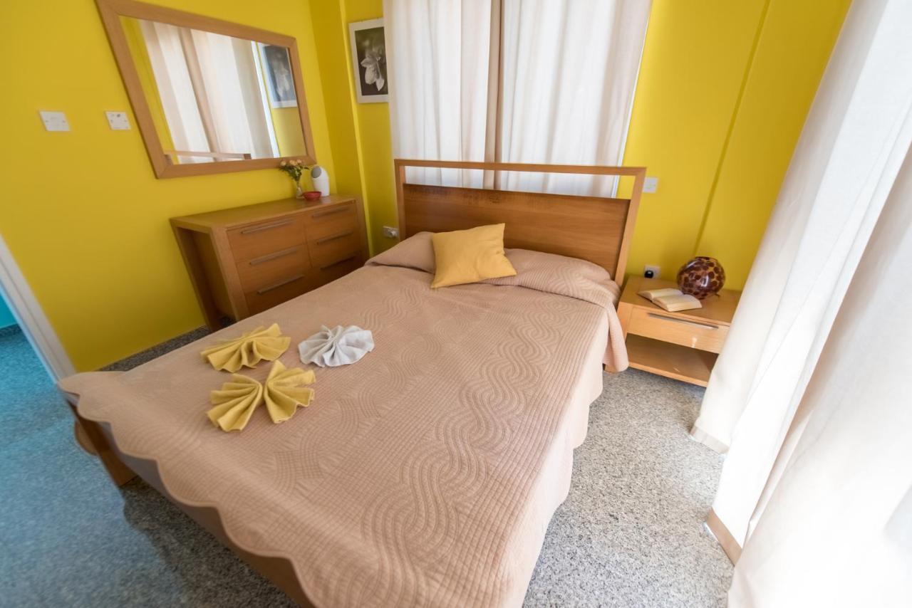 Villa Marina Ayia Napa Bagian luar foto